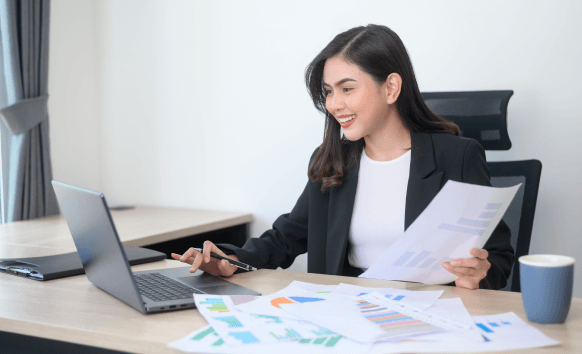 Expert translator providing certified divorce certificate translation service in Virginia for court filings and official use.